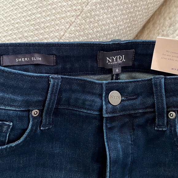 NYDJ Jeans Sheri Slim Size 6 NWT - Picture 4 of 9